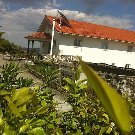 Hotel Casa Portuguesa 2*