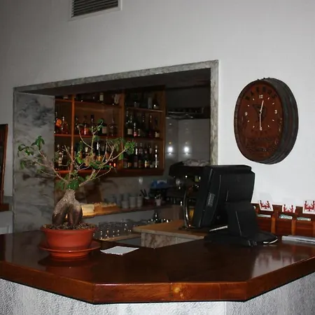 卡萨波托奇萨酒店 洛里什